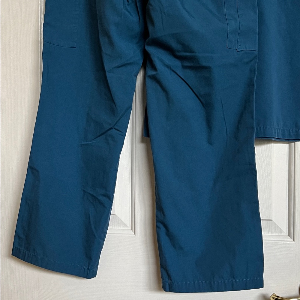 Dagacci scrub sets - Picture 4 of 9